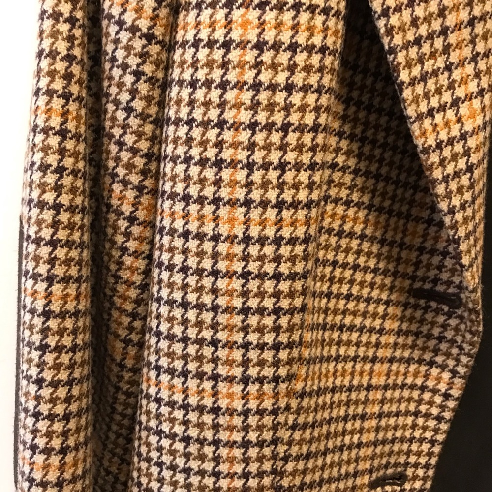 Ann Taylor blazer 100% wool Size 6